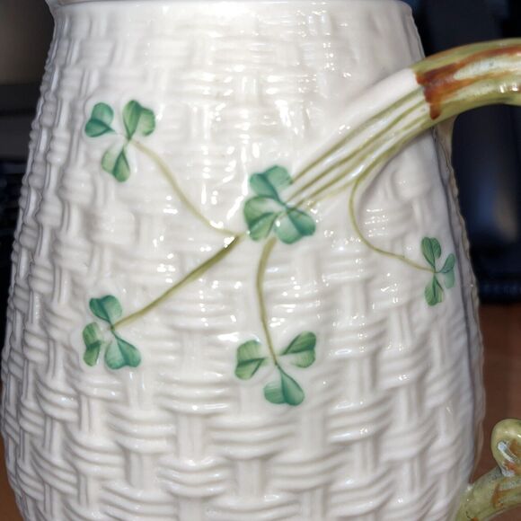 Belleek Shamrock Basket Weave 6” Water /Juice Pitcher 6th Green Mark 1965-1980 - Picture 8 of 8